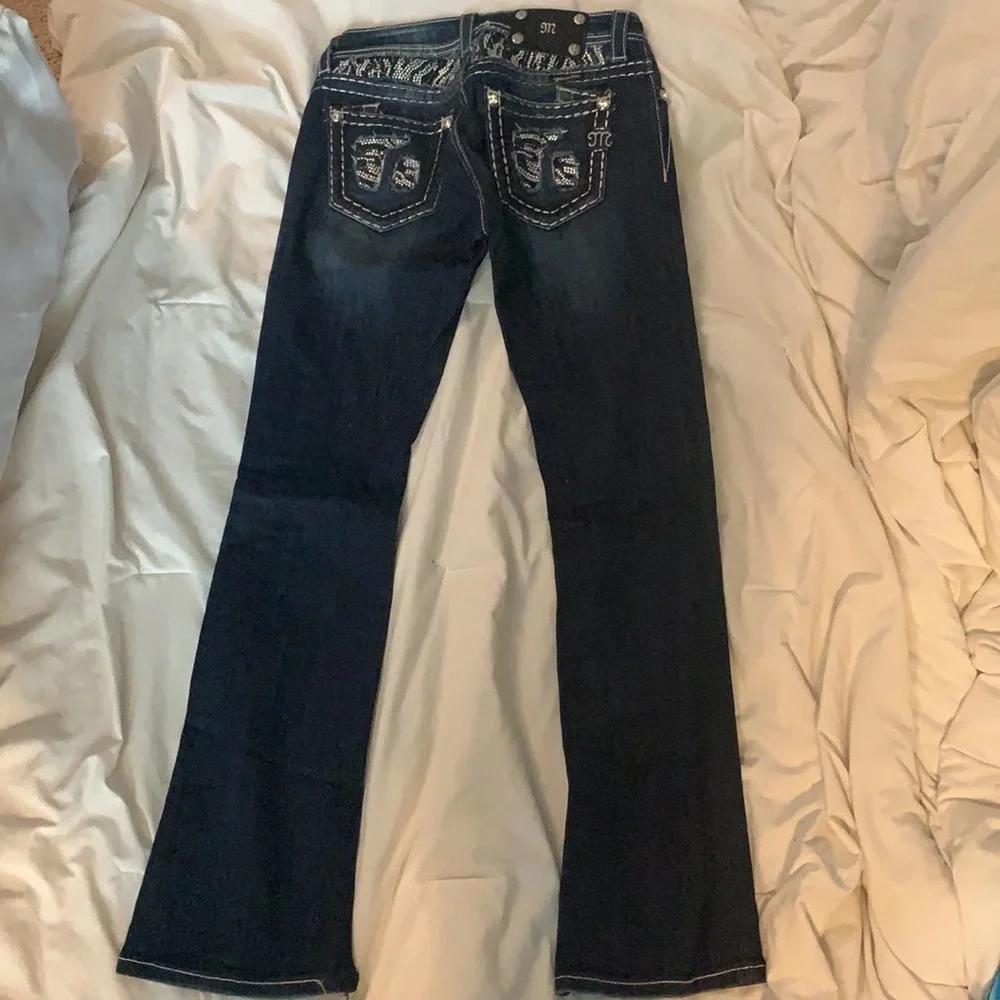 Miss Me Rhinestone Jeans - Picture 3 of 4